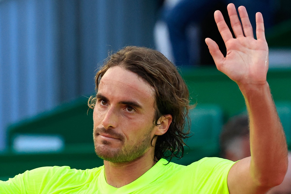 Passar Tsitsipas lite för bra