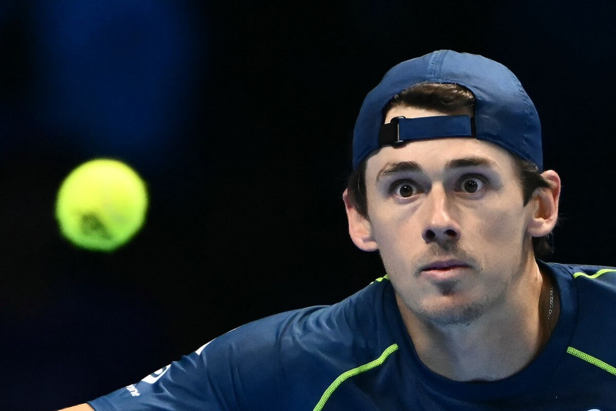 Luktar revansch för de Minaur