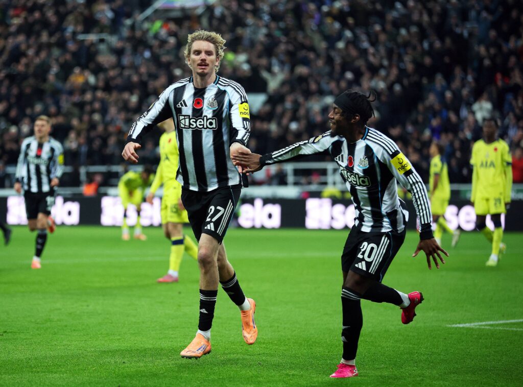 woltemade gör mål för newcastle