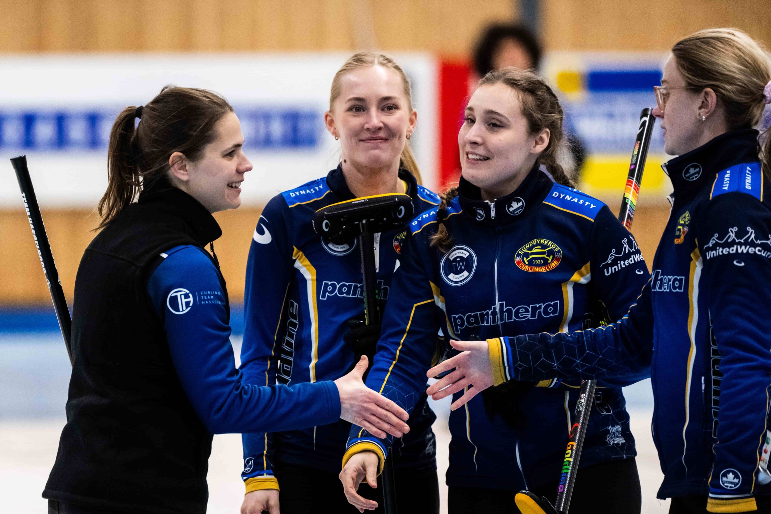 Curling EM 2025 – guide med TV-tider, svenska lag och odds