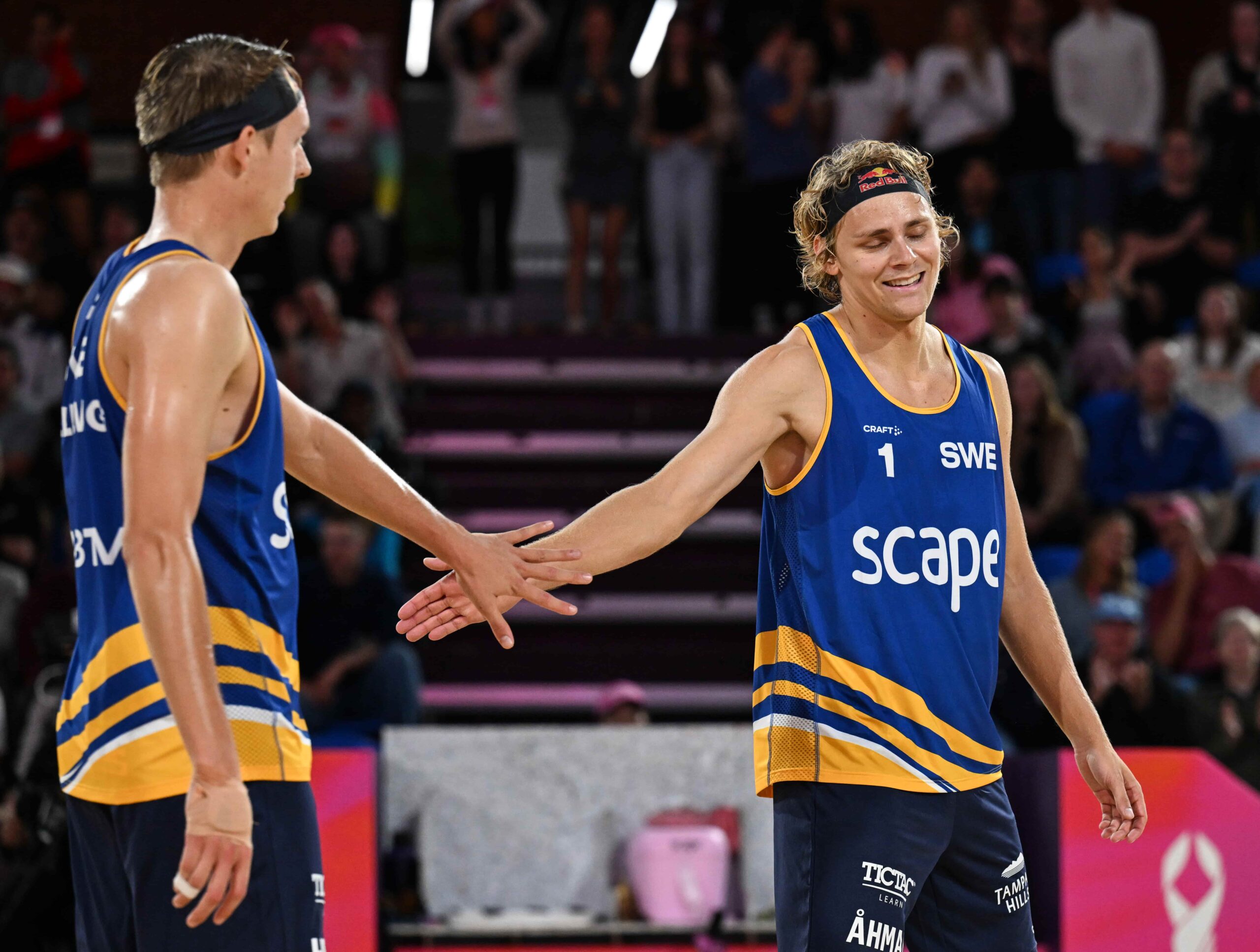 VM final i beachvolleyboll med två svenska lag i Adelaide