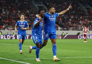 Mbappe och Vinicius firar ett mål