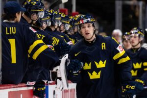 svenska kedjan firar mål med bänken