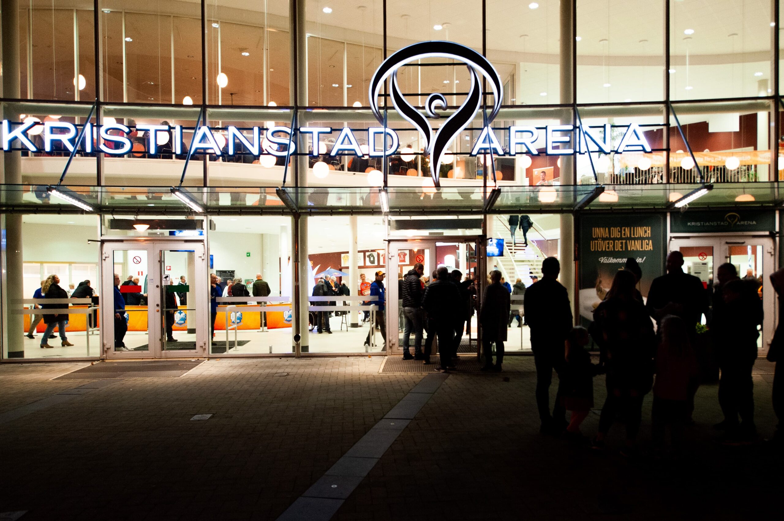 utanför Kristianstad arena