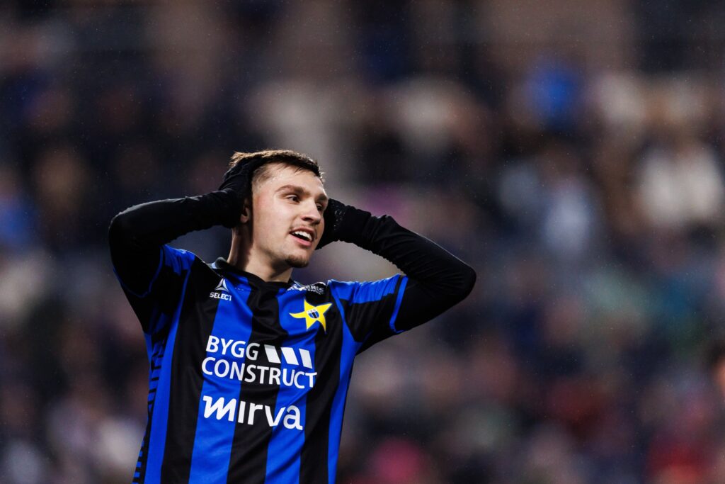 Isak Bjerkebo gör målgest