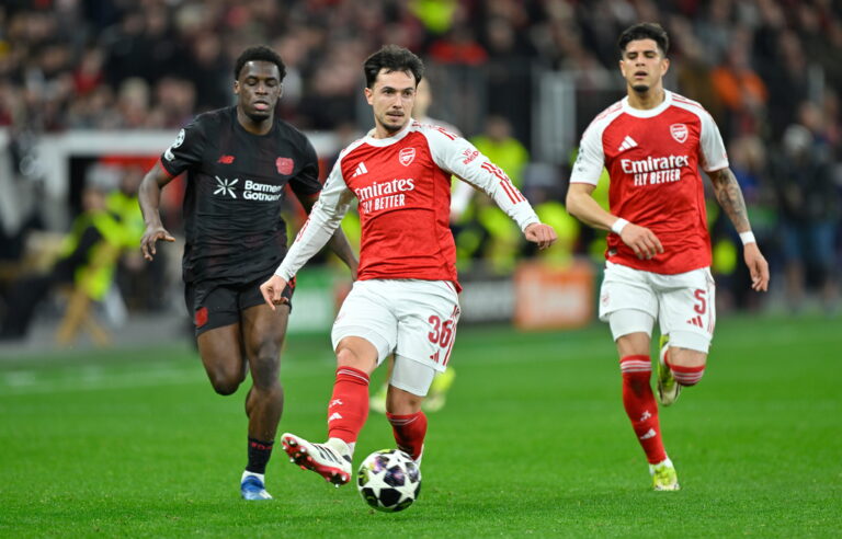 Arsenal - Bayer Leverkusen: Åttondelsfinal i Champions League