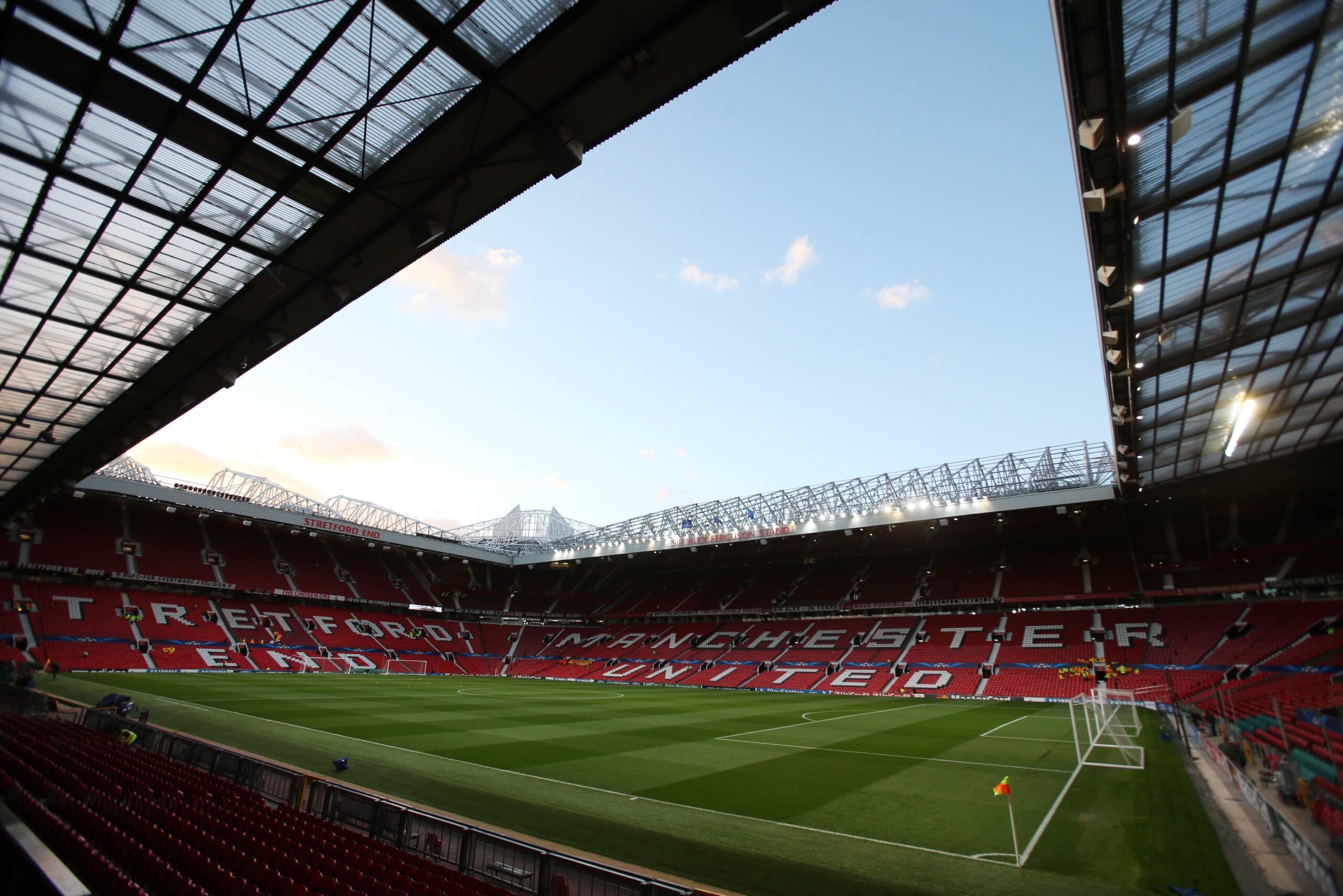 Manchester United – Leeds på tv: Viaplay sänder kvällens match från Old Trafford med start klockan 21