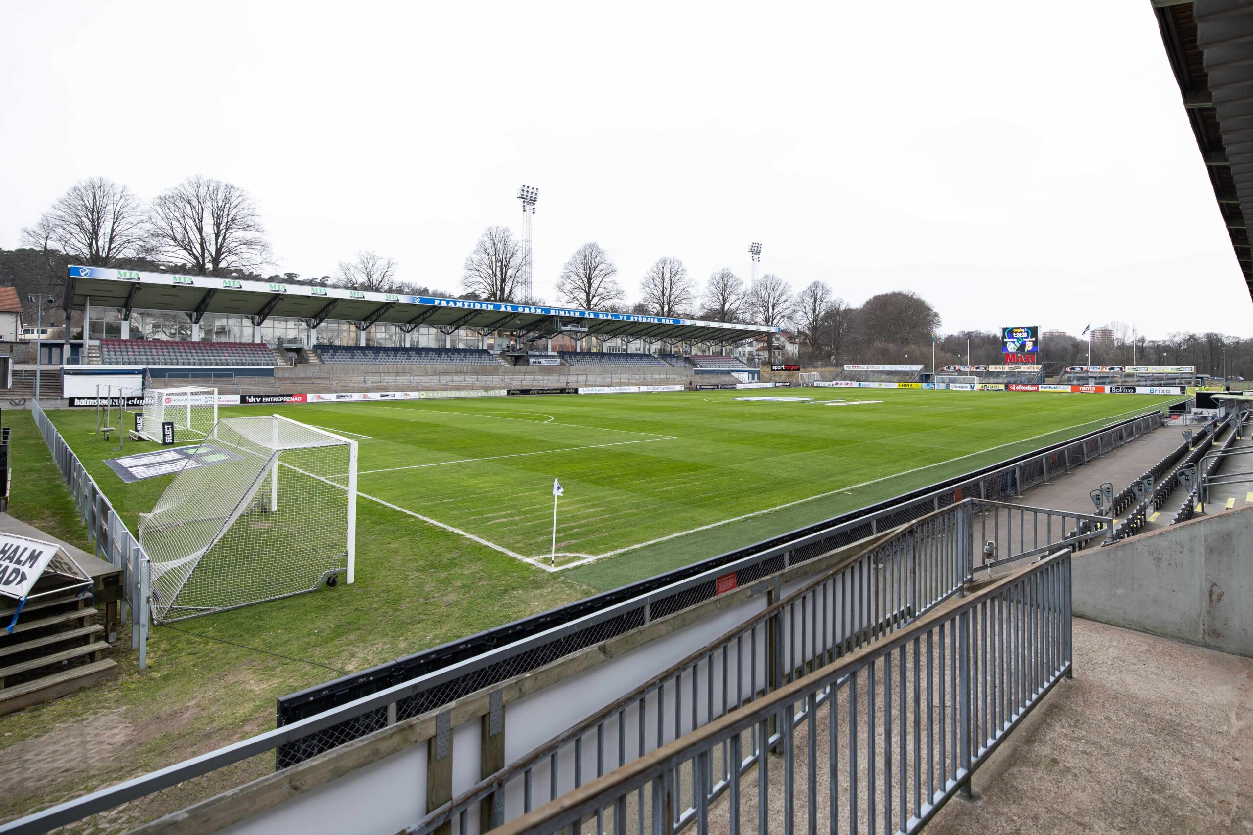 Halmstad – Brommapojkarna på tv: TV4 Play sänder från Örjans Vall ikväll