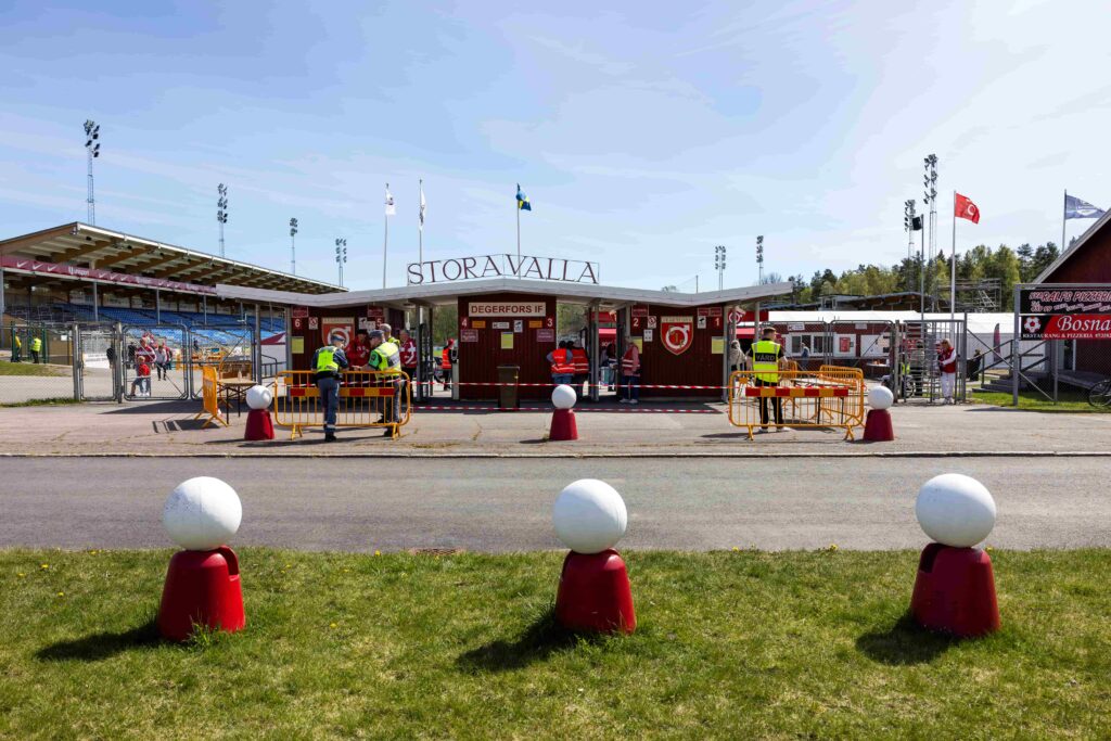 Degerfors – Brommapojkarna på tv: TV4 Play sänder från Stora Valla