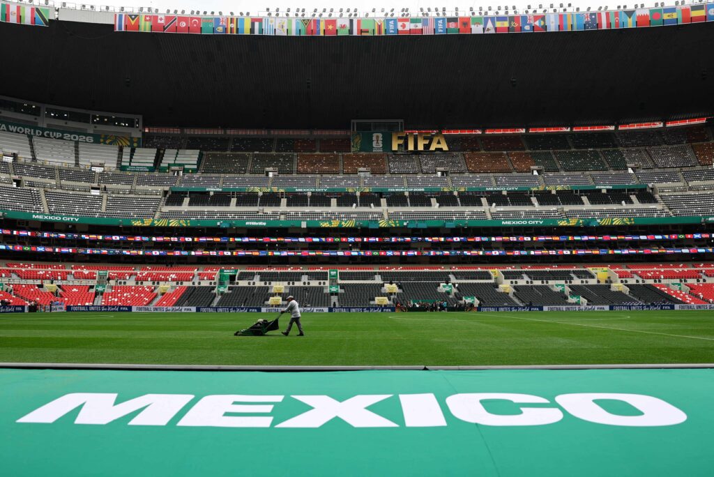 Mexiko – Sydafrika på tv: TV4 sänder VM-premiären från Aztecastadion ikväll