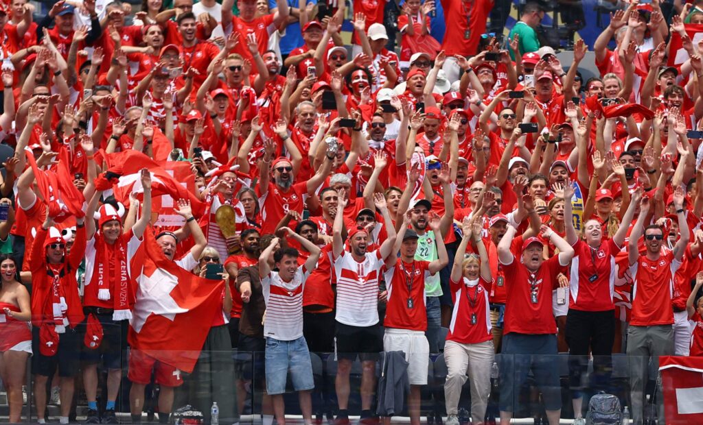 Schweiz – Algeriet på tv: Vill sänka sitt gamla lag