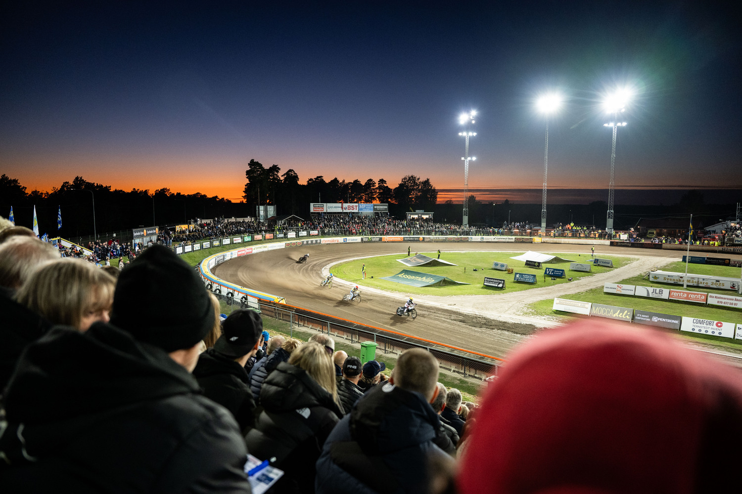 Kan Dackarna slå regerande mästarna Västervik? – SVT sänder SM-finalerna i speedway