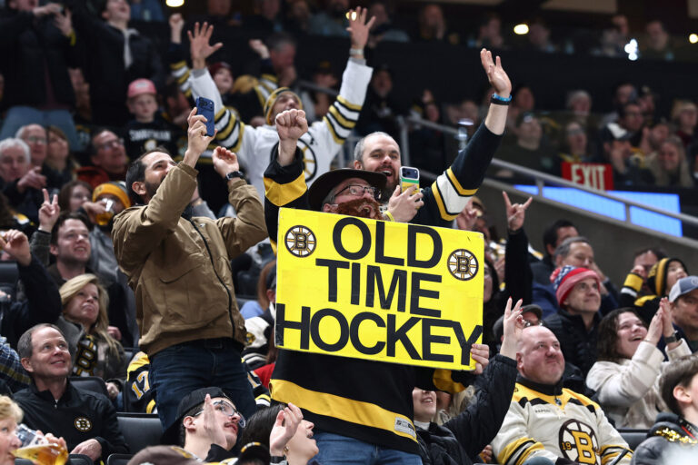 Disney+ tar över NHL – så följer du världens bästa hockeyliga