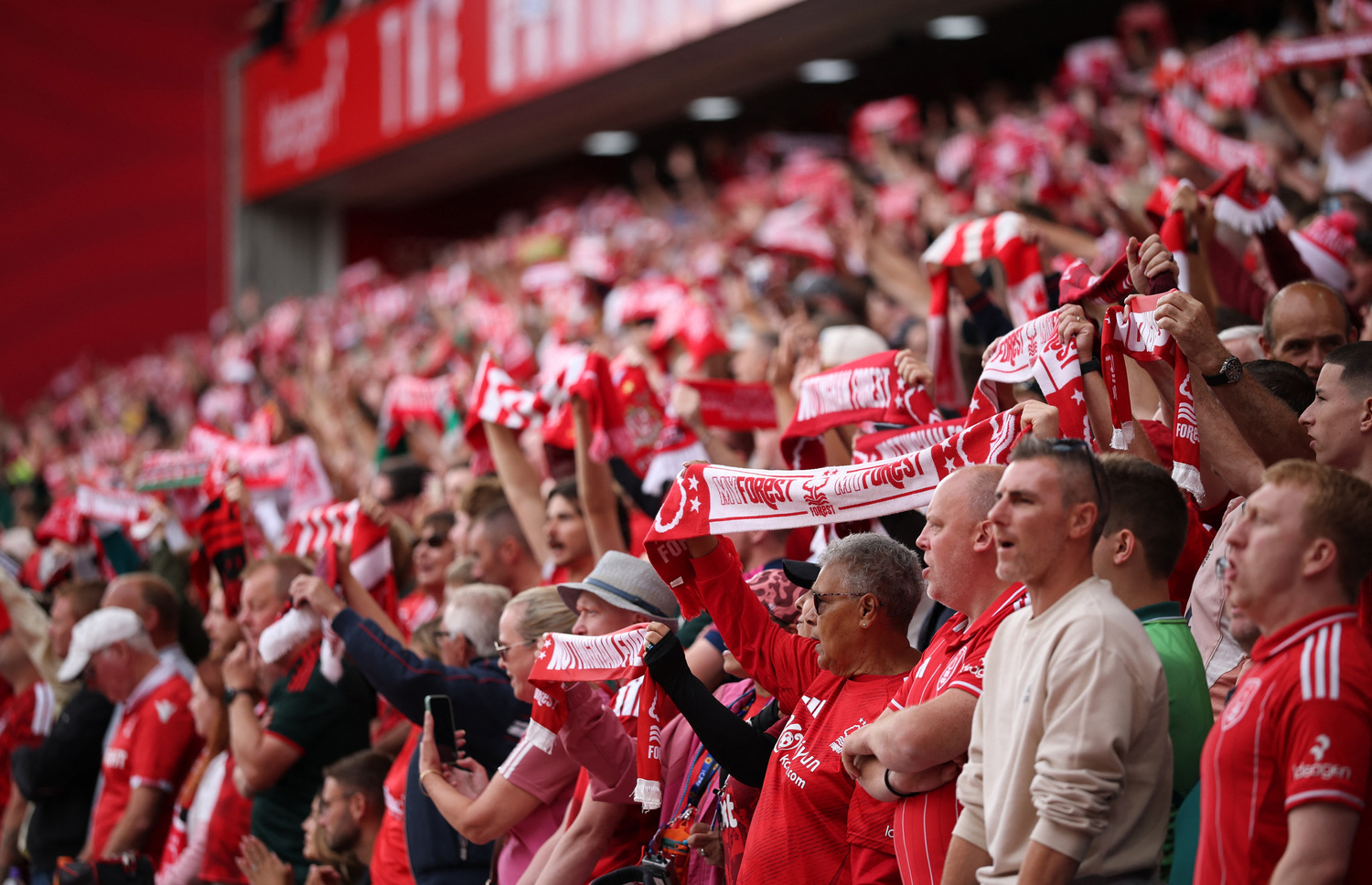 Nottingham Forest – Tottenham på tv: Krisen nära i Spurs