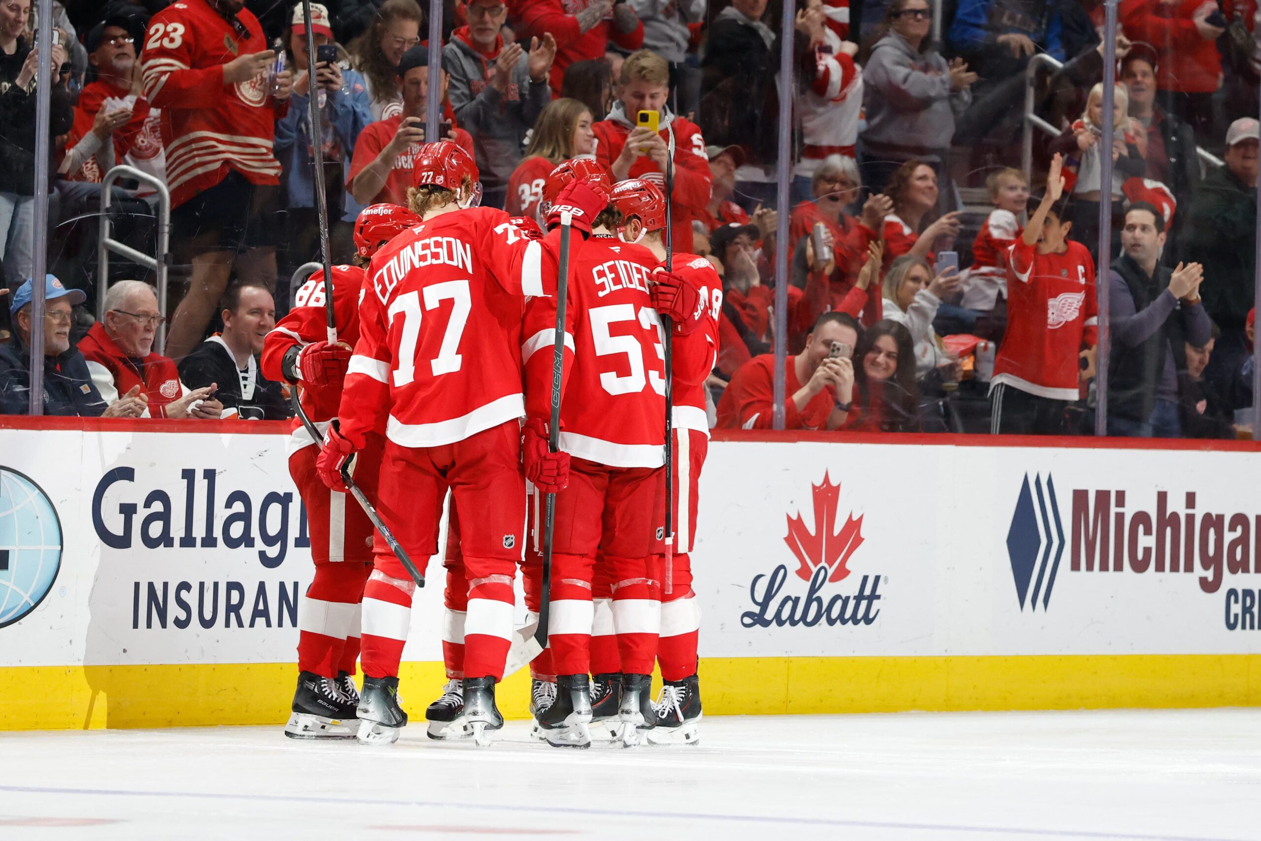 Detroit–Winnipeg ikväll: NHL Sunday börjar med sju svenskar på isen