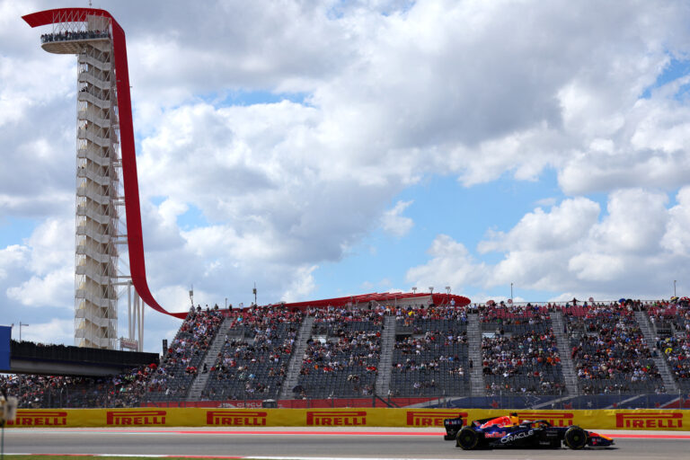 Ferrari snabbast på alla träningar i Austin: Antonelli snuvade stallet på pole